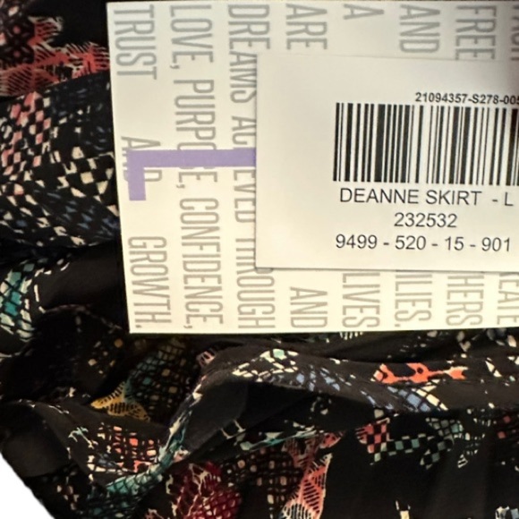 LuLaRoe‎ Deanne Wrap-Around Tie Skirt NWT - Picture 5 of 7